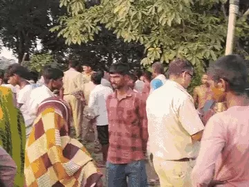 लखीमपुर में तेंदुए का आतंक: गन्ने के खेत में मवेशियों का चारा लेने गया किसान बना तेंदुए का चारा, पांच बच्चों अनाथ!